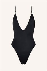 One Piece Black