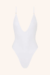 One Piece White